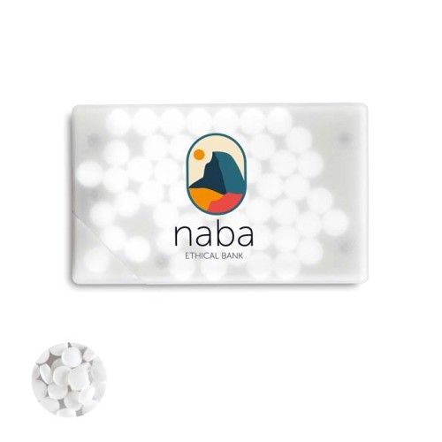 Bankkártya méretű, mentolos cukorka adagoló.