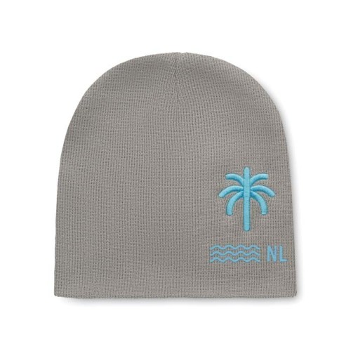 Egyszínű, duplarétegű akril kötött sapka.