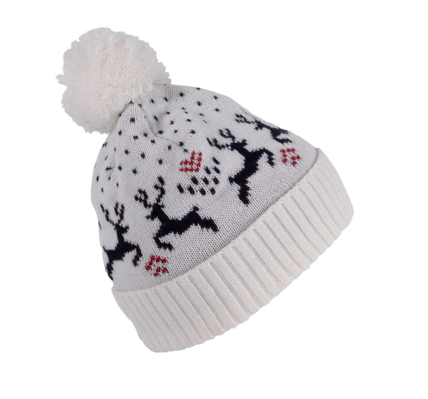 WINTER BEANIE WITH REINDEER DESIGN