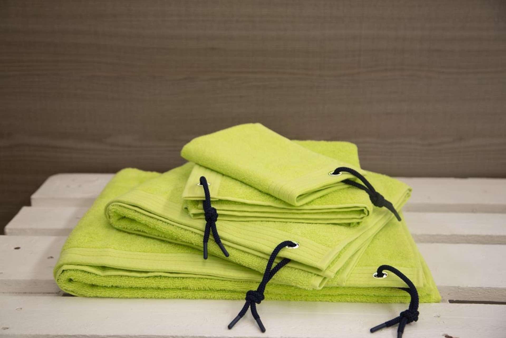 SPORT TOWEL