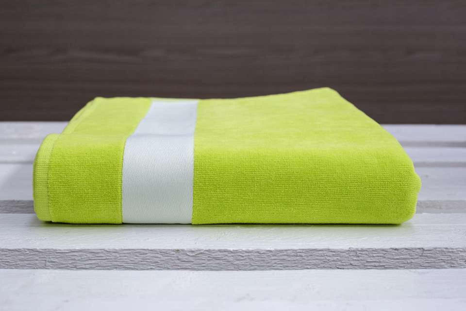 OLIMA VELOUR BEACH TOWEL